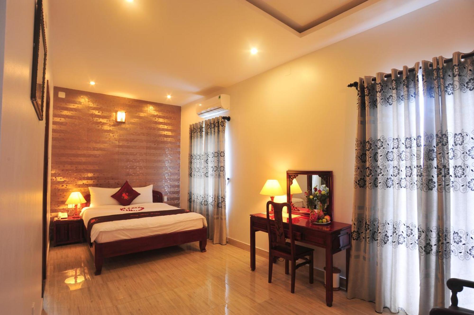 Hong Thien Ruby Hotel Хуе Екстериор снимка