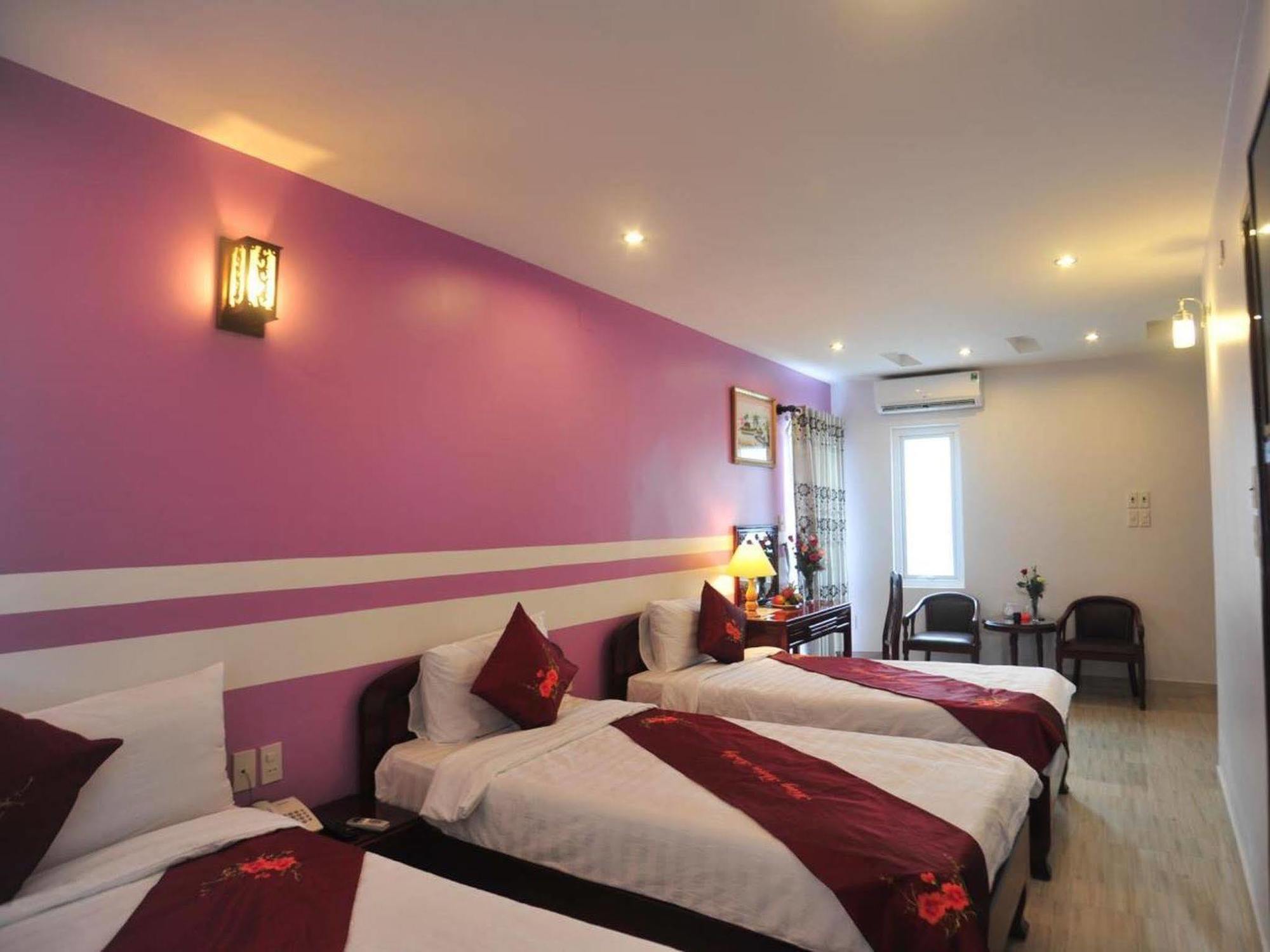 Hong Thien Ruby Hotel Хуе Екстериор снимка